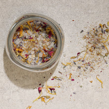 Load image into Gallery viewer, Natural Floral Bath Soak - 140g