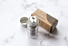 Load image into Gallery viewer, Georganics Natural Floss