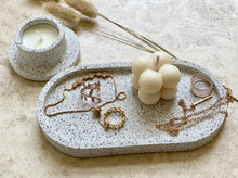 Load image into Gallery viewer, Oval Jesmonite Tray - Decorative Tray