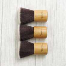 Load image into Gallery viewer, Kabuki Bamboo Makeup Brush - Bamboo
